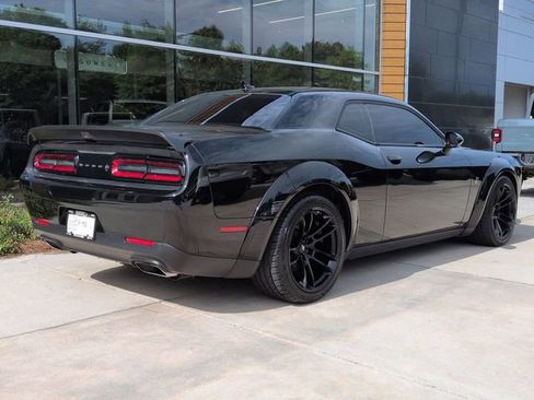 Certified 2022 Dodge Challenger R/T Scat Pack RWD image 4