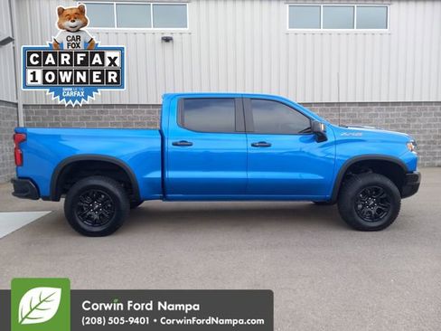 Used 2024 Chevrolet Silverado 1500 ZR2 w/ Technology Package image 2