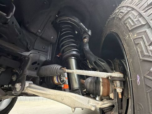 Used 2024 Ford Bronco Wildtrak AWD/4WD image 16