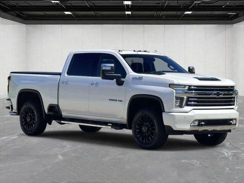Used 2022 Chevrolet Silverado 2500 High Country w/ LPO, Dark Essentials Package AWD/4WD image 7