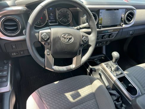Used 2021 Toyota Tacoma SR5 RWD image 34