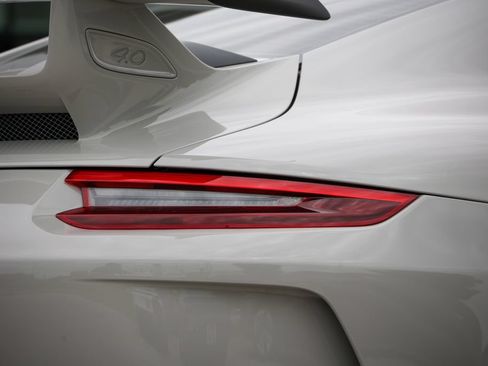 Certified 2018 Porsche 911 GT3 RWD image 26