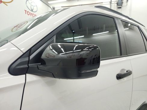 Used 2025 Honda Pilot TrailSport image 10