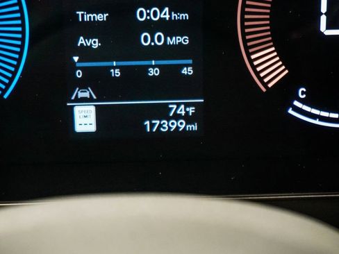 Used 2025 Hyundai Sonata SEL FWD image 34