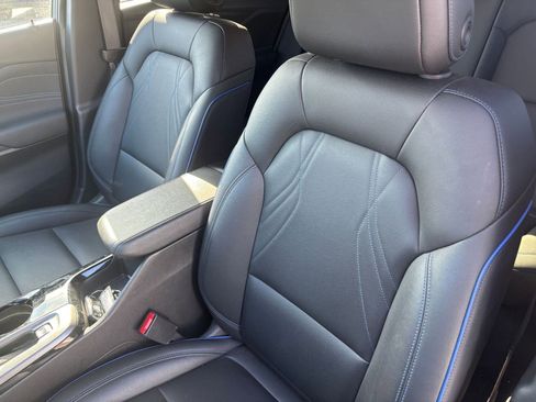 Used 2025 Buick Envista Sport Touring image 34