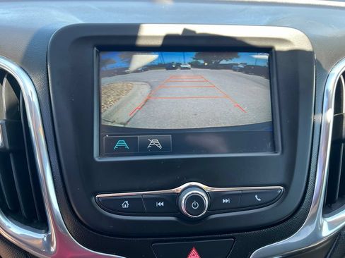 Used 2018 Chevrolet Equinox LT AWD/4WD image 36