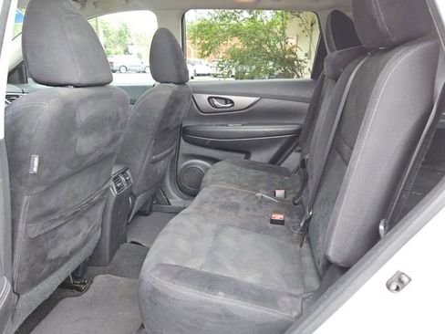 Used 2014 Nissan Rogue SV w/ SV Moonroof Package FWD image 11