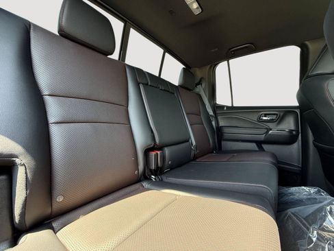 Certified 2024 Honda Ridgeline Black Edition image 26