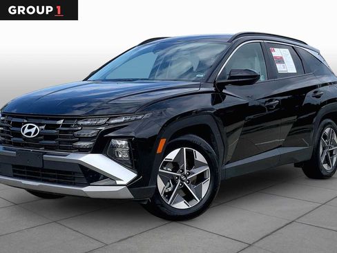 Used 2025 Hyundai Tucson SEL FWD image 1
