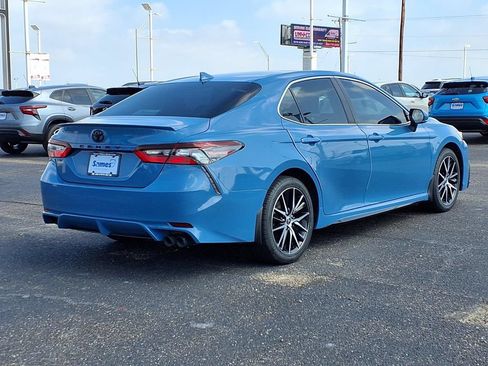 Used 2024 Toyota Camry SE FWD image 8