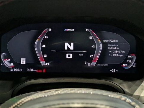 Used 2022 BMW M3 image 9