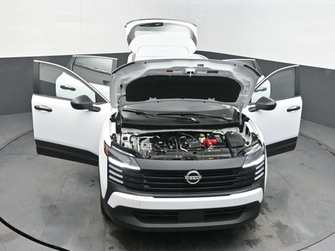 Certified 2025 Nissan Kicks S image 37