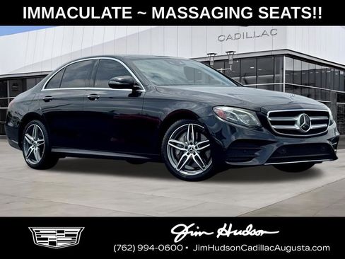 Used 2018 Mercedes-Benz E 400 4MATIC Sedan image 1