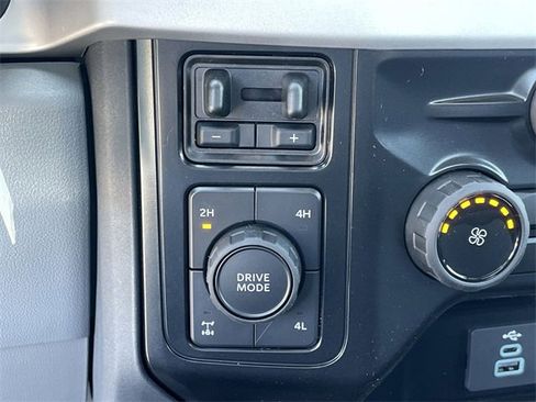 Used 2025 Ford F350 XLT w/ FX4 Off-Road Package image 30