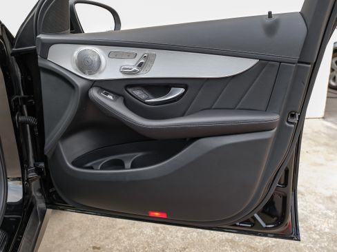 Used 2019 Mercedes-Benz GLC 43 AMG 4MATIC image 41