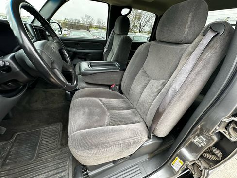 Used 2006 Chevrolet Silverado 1500 LT w/ Light Duty Power Package image 56