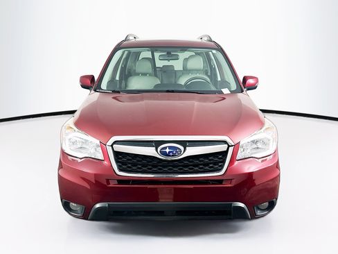 Used 2016 Subaru Forester 2.5i Touring AWD/4WD image 2