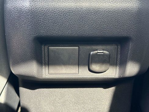 Used 2026 Toyota Tacoma SR5 RWD image 16