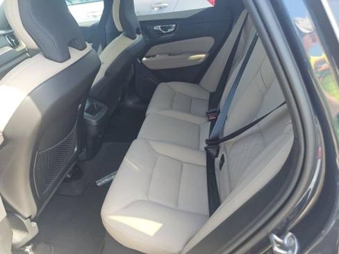 Used 2026 Volvo XC60 B5 Plus AWD/4WD image 6