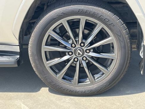 Used 2024 Lexus LX 600 F Sport AWD/4WD image 11