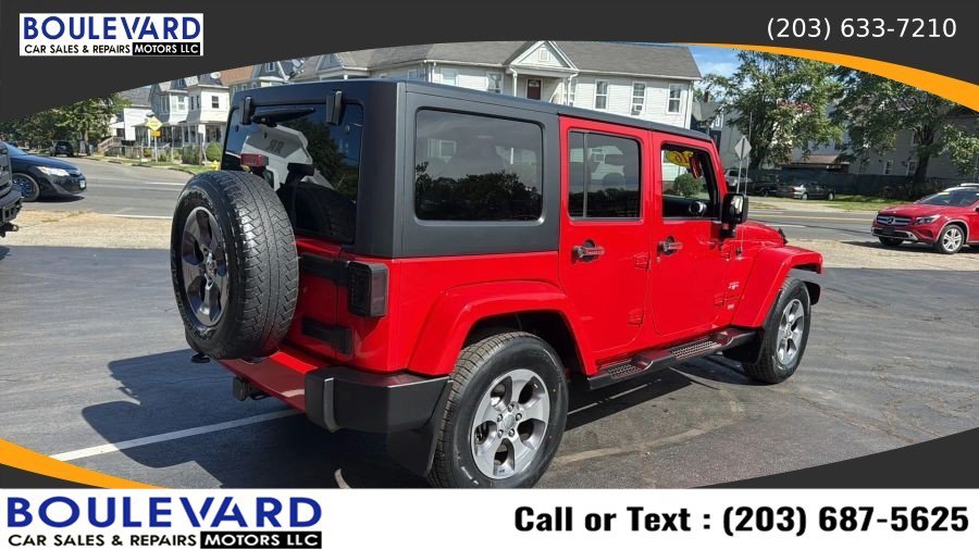 Used 2016 Jeep Wrangler Unlimited Sahara AWD/4WD image 7