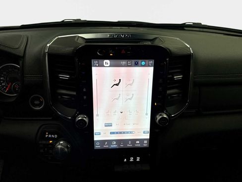 Used 2025 RAM 1500 Laramie AWD/4WD image 16