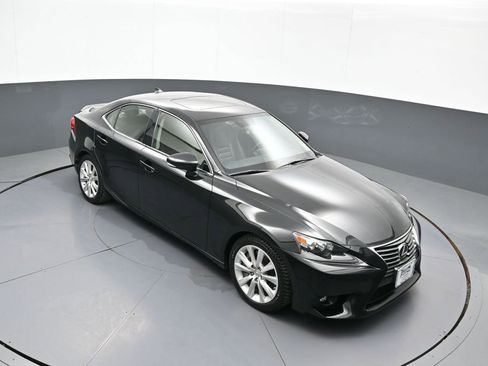 Used 2016 Lexus IS 300 AWD w/ Premium Package image 37