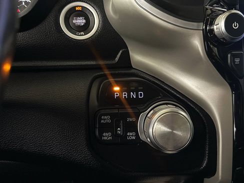 Used 2020 RAM 1500 Laramie AWD/4WD image 56