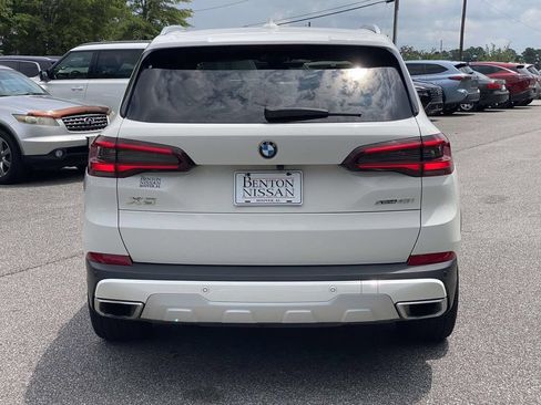 Used 2023 BMW X5 xDrive40i w/ Premium Package AWD/4WD image 4