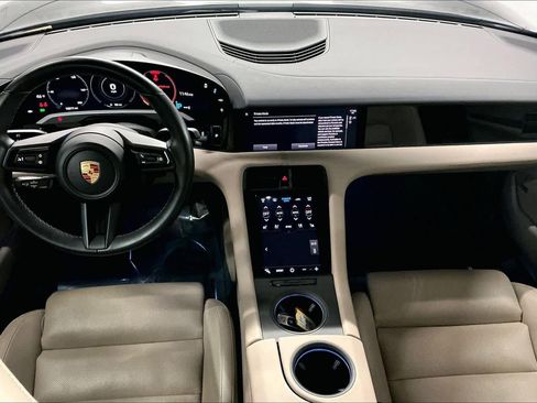 Used 2021 Porsche Taycan 4S image 18