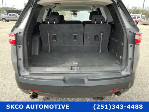 Used 2019 Chevrolet Traverse LS image 21