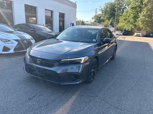 Used 2023 Honda Civic Sport image 1