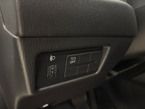 Used 2018 MAZDA CX-5 Sport image 21