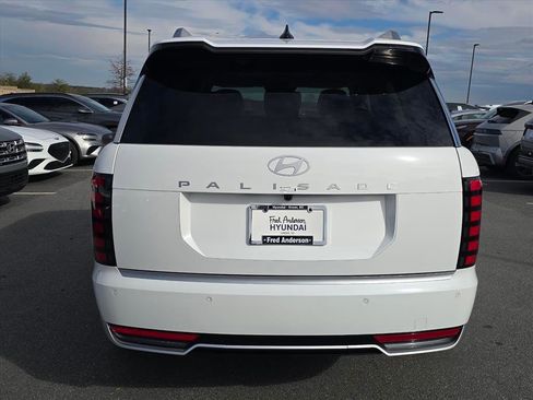 New 2026 Hyundai Palisade Calligraphy FWD image 4