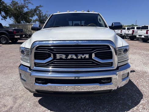 Used 2017 RAM 3500 Laramie Longhorn AWD/4WD image 9