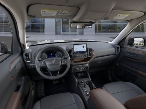 New 2024 Ford Bronco Sport Outer Banks AWD/4WD image 9