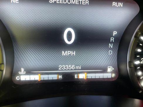 Certified 2021 Jeep Renegade Latitude FWD image 14