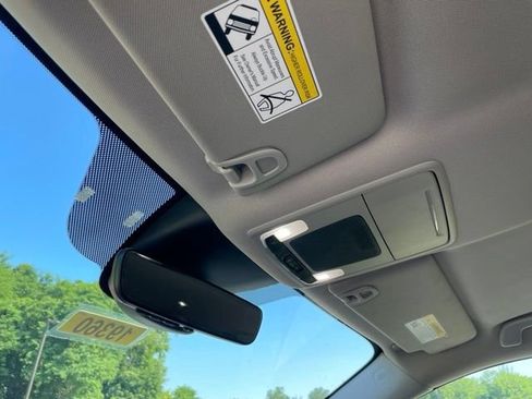 Used 2025 Honda Pilot EX-L image 21