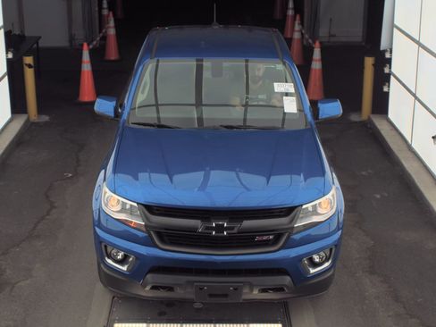 Used 2019 Chevrolet Colorado Z71 image 2