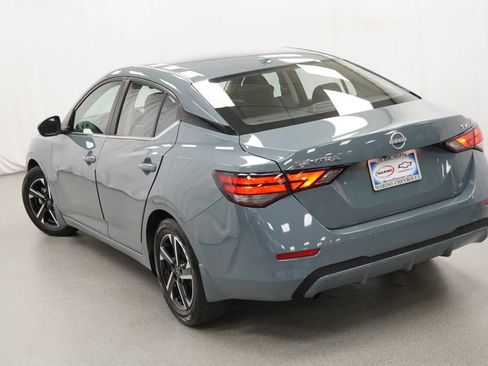 Used 2024 Nissan Sentra SV FWD image 38