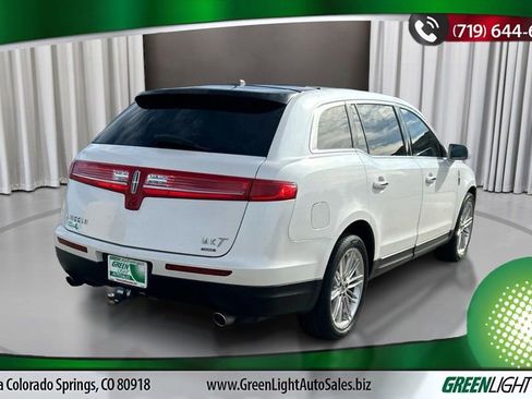 Used 2013 Lincoln MKT EcoBoost image 5