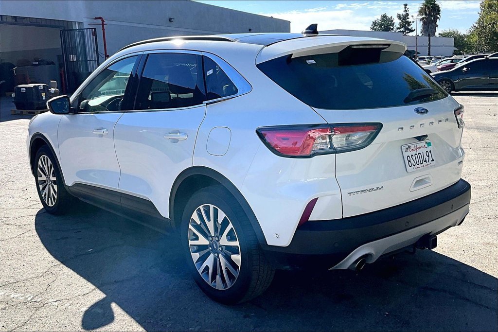 Used 2020 Ford Escape Titanium AWD/4WD image 6