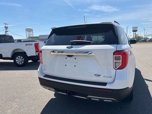 Used 2021 Ford Explorer XLT w/ Equipment Group 202A image 20