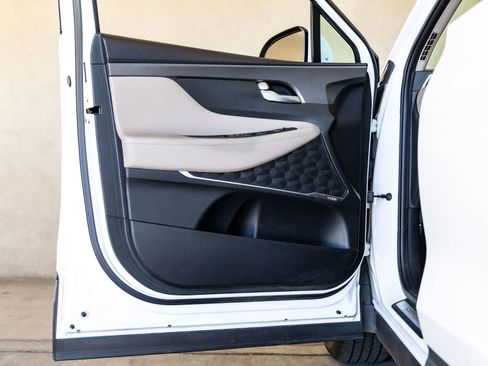 Used 2019 Hyundai Santa Fe Limited FWD image 17