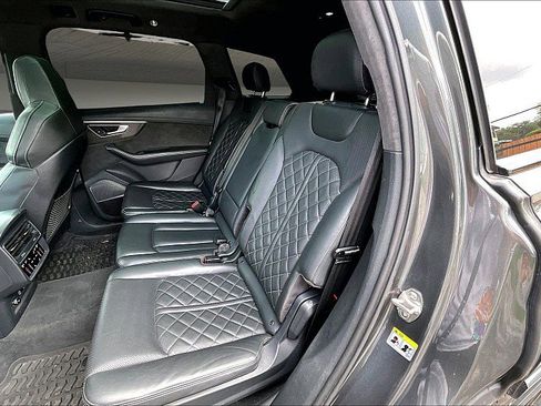 Used 2020 Audi SQ7 Prestige AWD/4WD image 23