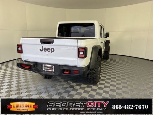 New 2026 Jeep Gladiator Rubicon image 7