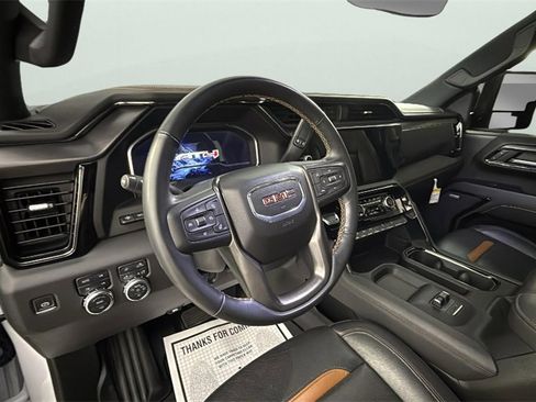 Used 2024 GMC Sierra 2500 AT4 w/ AT4 Premium Plus Package image 26
