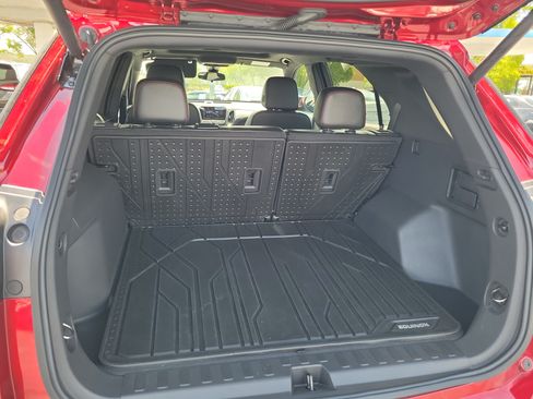 Used 2024 Chevrolet Equinox RS w/ RS Leather Package FWD image 7