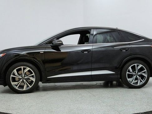 Used 2024 Audi Q4 e-tron Premium w/ Convenience Package image 2