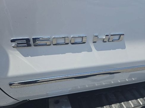 Used 2019 Chevrolet Silverado 3500 LTZ w/ Duramax Plus Package AWD/4WD image 40